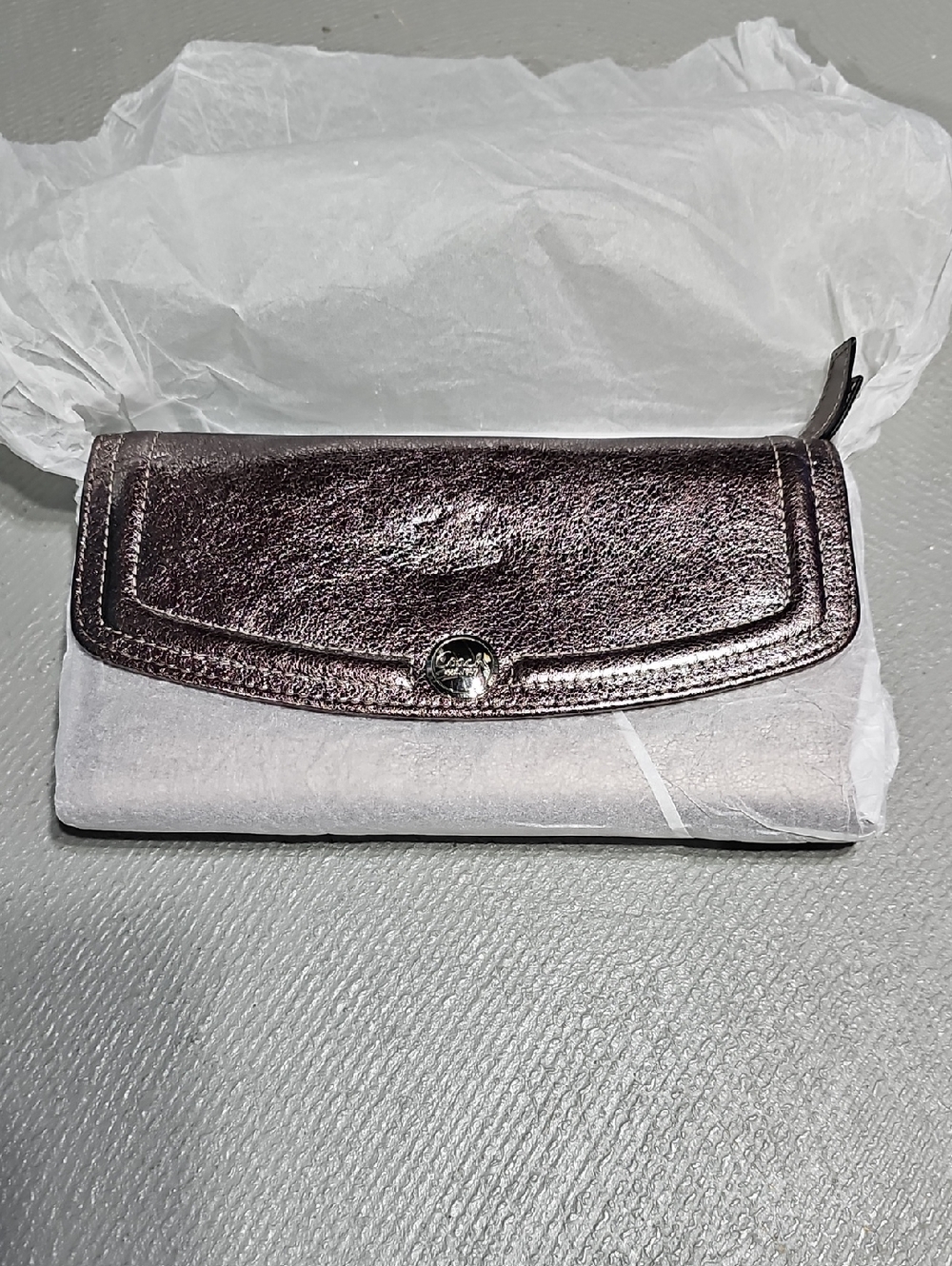 Coach EUC Y2K Metallic Crinkle Leather Snap Wallet & Checkbook Gunmetal Pewter